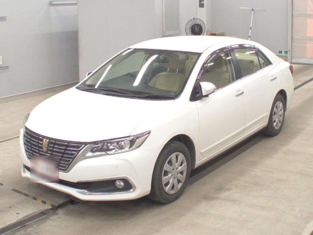 TOYOTA PREMIO 2018