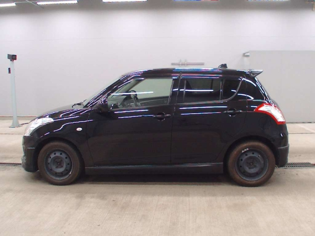 SUZUKI SWIFT 2015