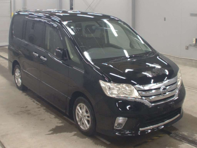 NISSAN SERENA 2013