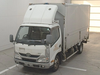TOYOTA DYNA 2013