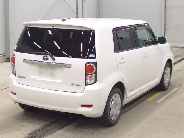 TOYOTA COROLLA RUMION 2012