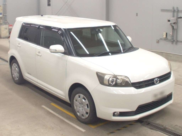 TOYOTA COROLLA RUMION 2012