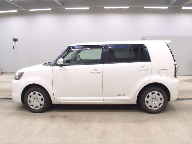 TOYOTA COROLLA RUMION 2012