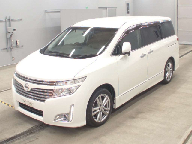 NISSAN ELGRAND 2010