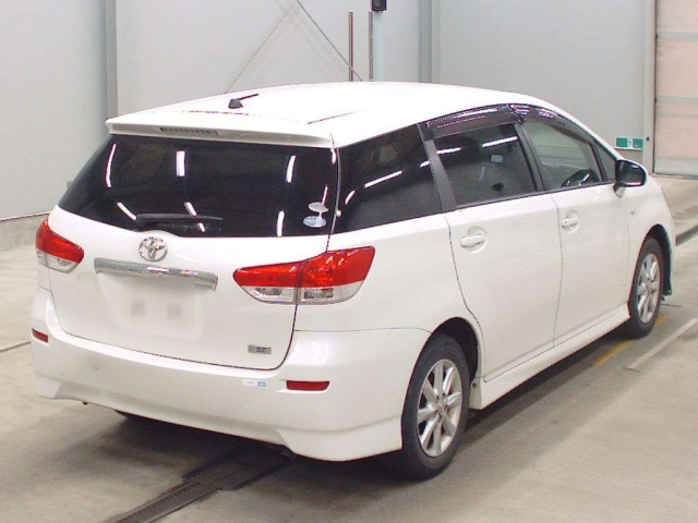 TOYOTA WISH 2009