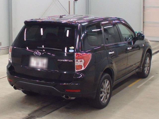 SUBARU FORESTER 2010