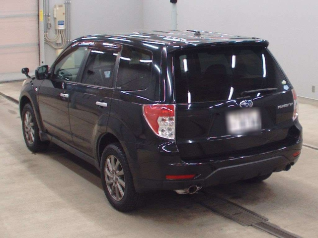 SUBARU FORESTER 2010