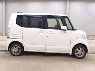HONDA N BOX 2016