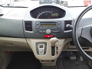 DAIHATSU MOVE 2012