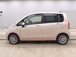 DAIHATSU MOVE 2012
