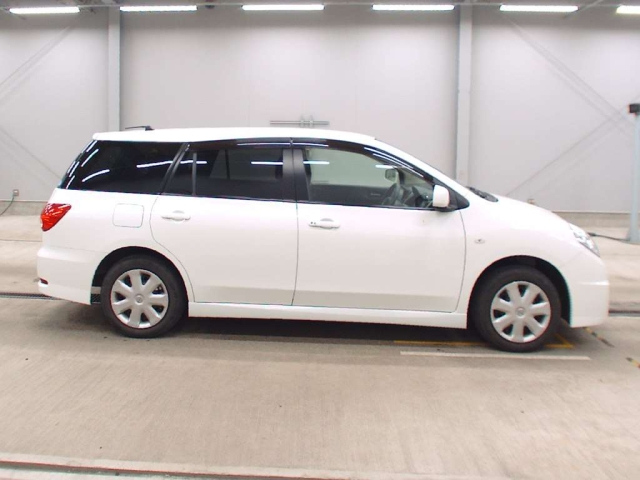 NISSAN WINGROAD 2010