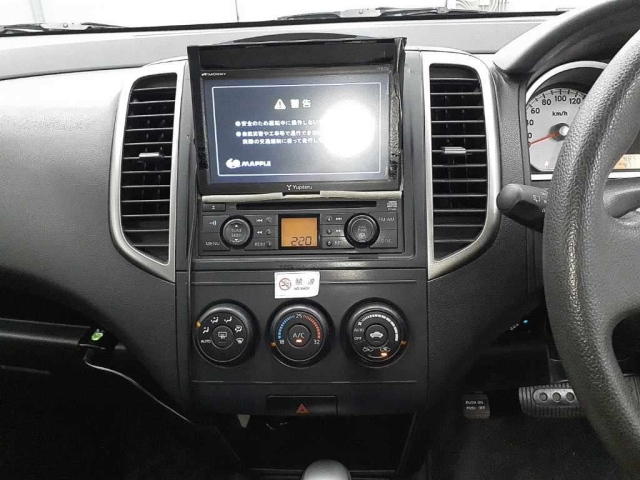 NISSAN WINGROAD 2010