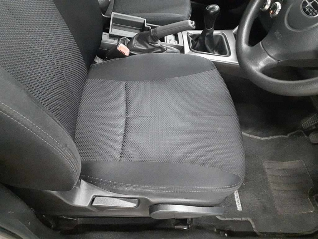 SUBARU FORESTER 2010