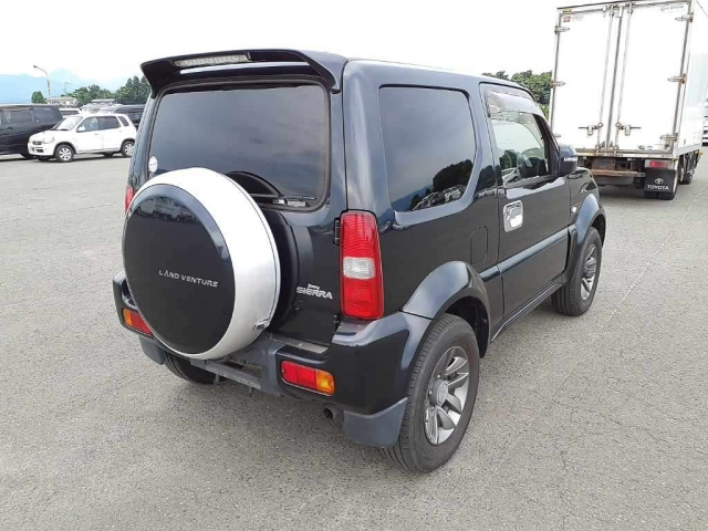 SUZUKI JIMNY SIERRA 2015