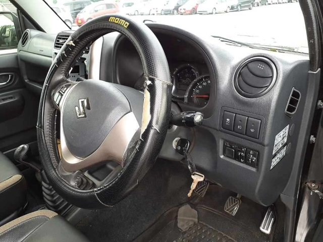 SUZUKI JIMNY SIERRA 2015