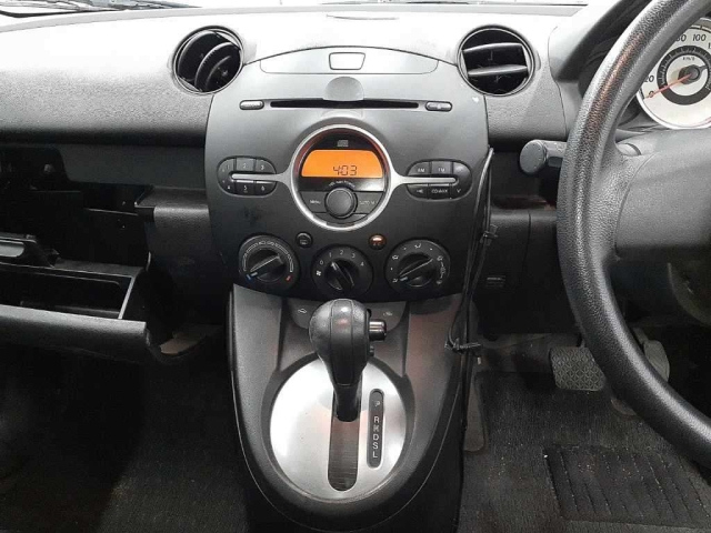 MAZDA DEMIO 2008