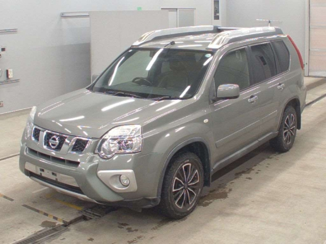 NISSAN X-TRAIL 2013
