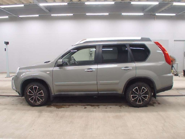 NISSAN X-TRAIL 2013