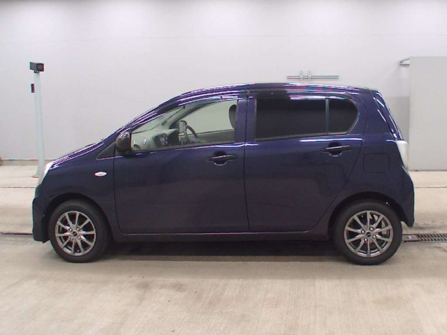 DAIHATSU MIRA E S 2016
