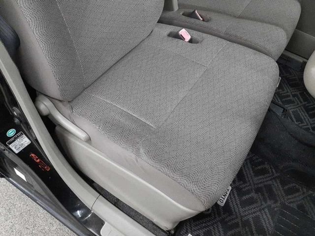 DAIHATSU TANTO 2011