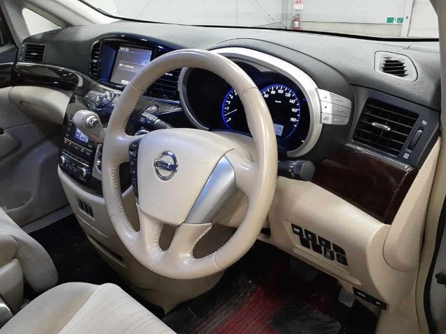 NISSAN ELGRAND 2012