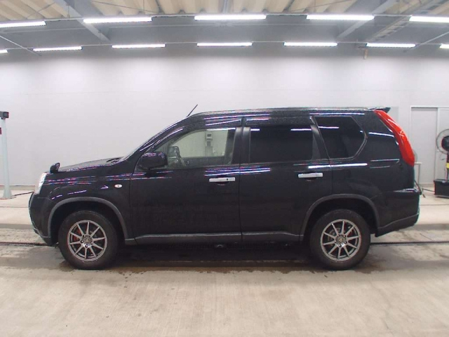 NISSAN X-TRAIL 2014