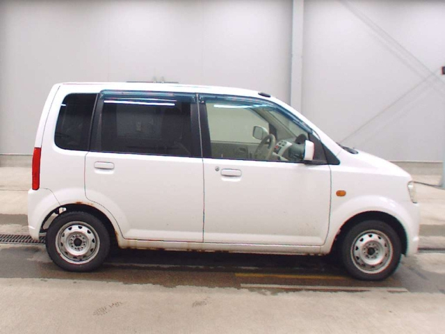 NISSAN OTTI 2012
