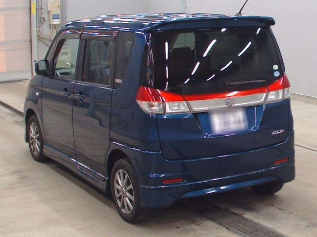 SUZUKI SOLIO 2011