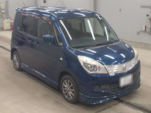 SUZUKI SOLIO 2011