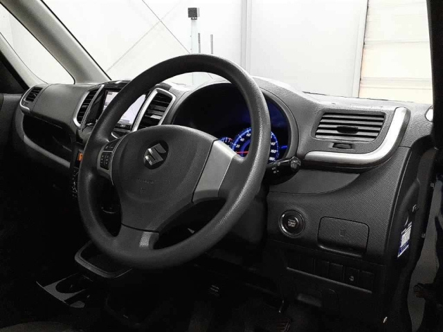 SUZUKI SOLIO 2011