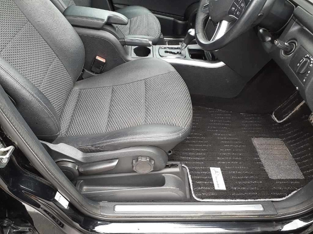 MERCEDES BENZ B CLASS 2010