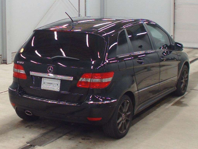 MERCEDES BENZ B CLASS 2010