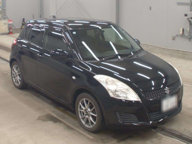 SUZUKI SWIFT 2013