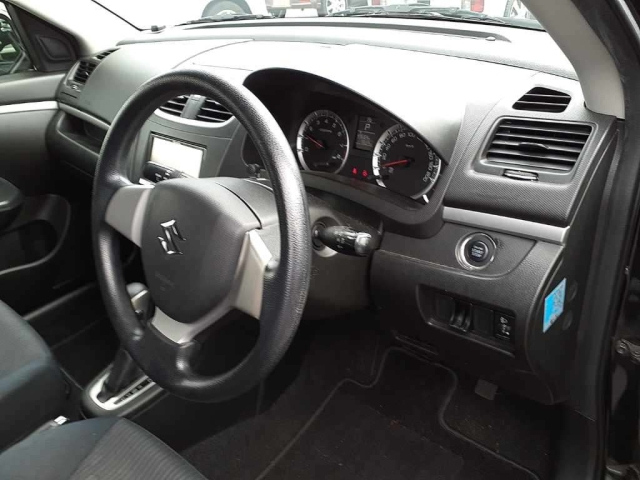 SUZUKI SWIFT 2013