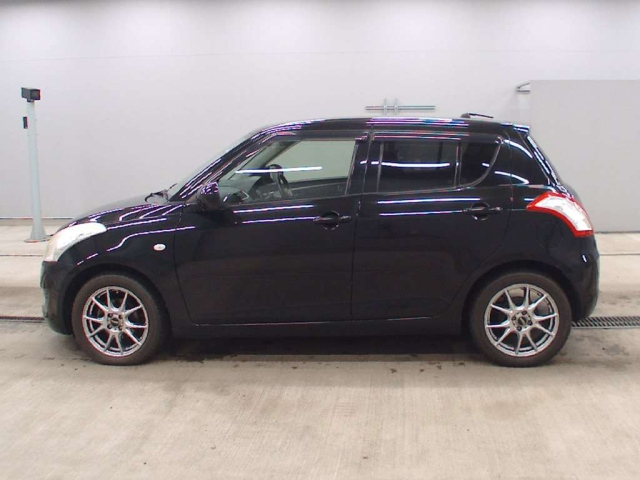SUZUKI SWIFT 2013