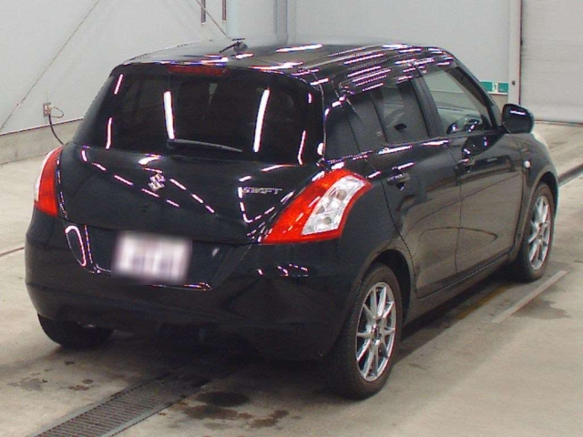 SUZUKI SWIFT 2013