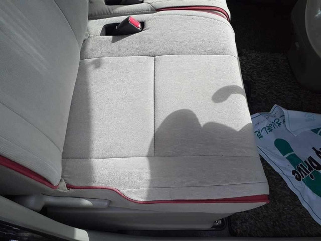 TOYOTA PIXIS SPACE 2012