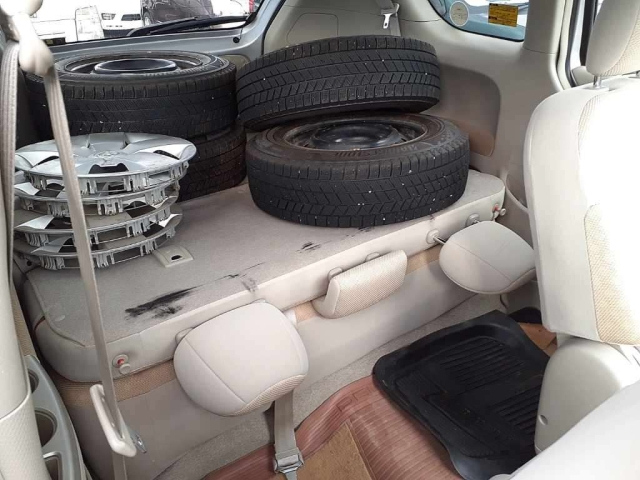 TOYOTA PORTE 2009