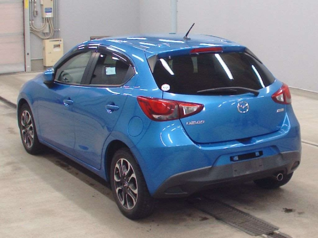 MAZDA DEMIO 2014