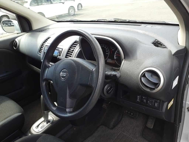 NISSAN NOTE 2010