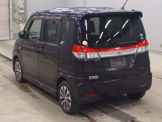 MITSUBISHI DELICA D2 2014