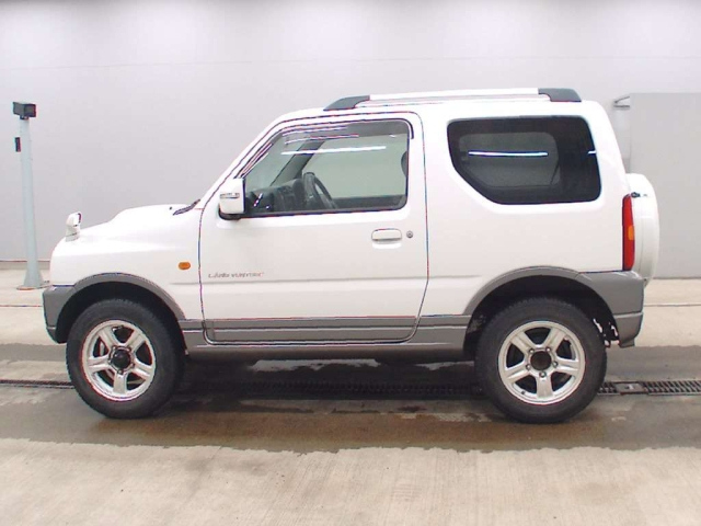 SUZUKI JIMNY 2008