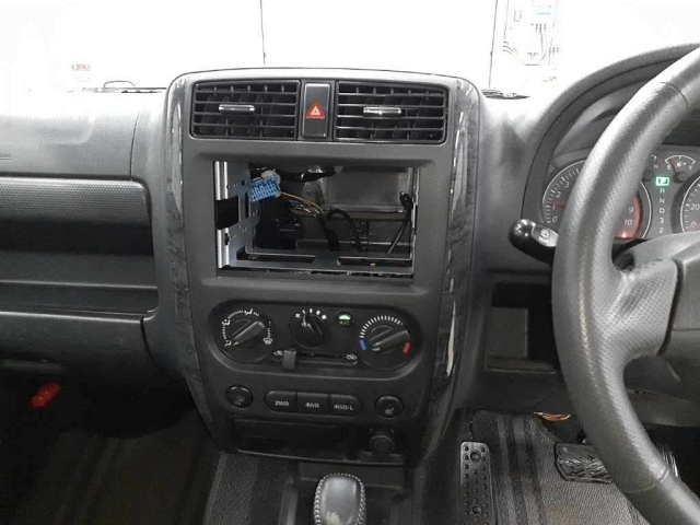 SUZUKI JIMNY 2008