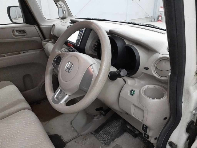 HONDA N BOX 2012