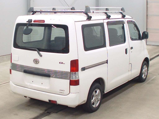 TOYOTA TOWN ACE VAN 2011