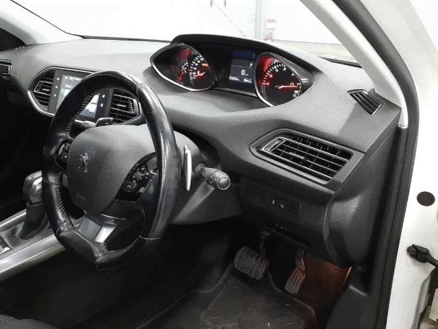 PEUGEOT 308 2016
