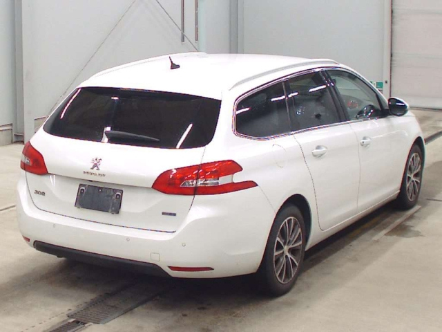 PEUGEOT 308 2016