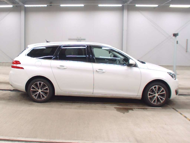 PEUGEOT 308 2016