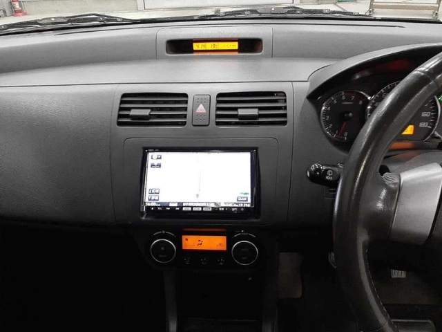 SUZUKI SWIFT 2008