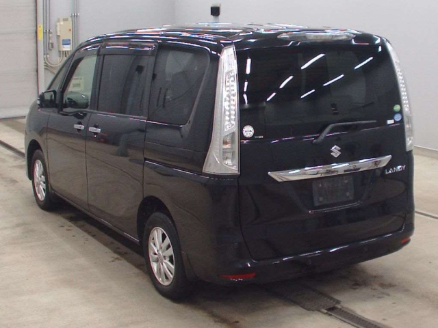 SUZUKI LANDY 2014